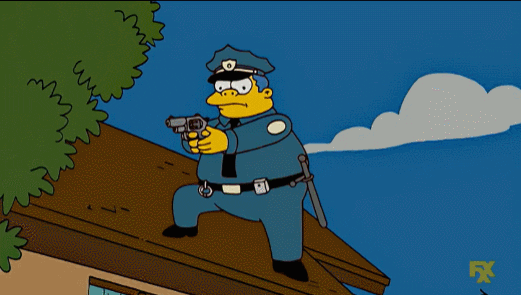 Policjant Simpson skacze z dachu